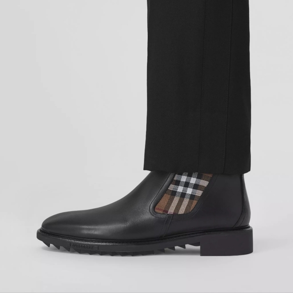 NWT$920 Burberry Men's Allostock Chelsea Black Signature Check Print Logo Boots - Picture 3 of 16